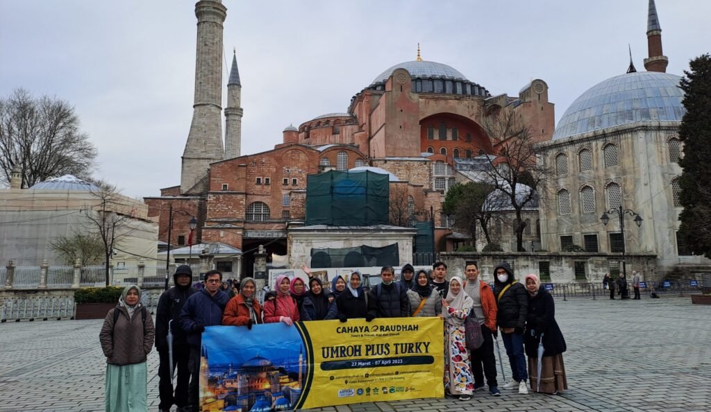 umroh plus turki cahaya raudhah tour and travel