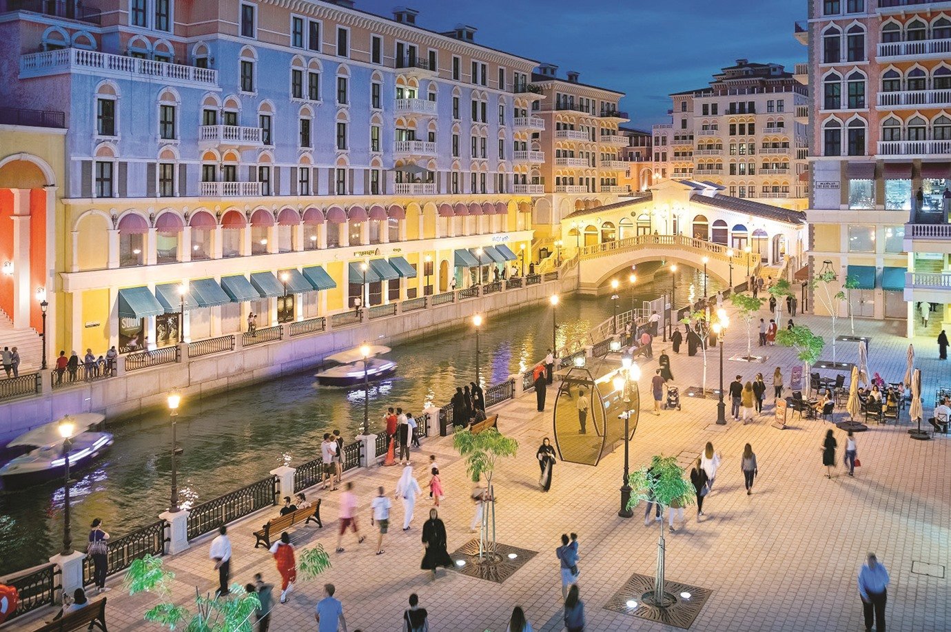 Suasana Qanat Quartier di Pearl Island: Memeluk Pesona Keindahan Qatar