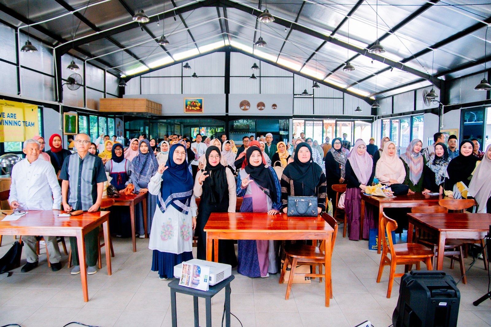 Rapat Kerja dan Peringatan 15 Tahun PT Cahaya Raudhah : Pengoptimalan Layanan Lansia