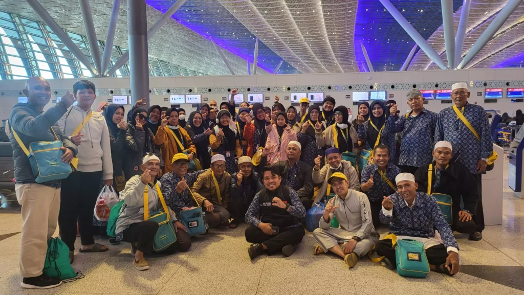 Pengalaman Umroh Plus Qatar yang Tak Terlupakan Bersama Cahaya Raudhah