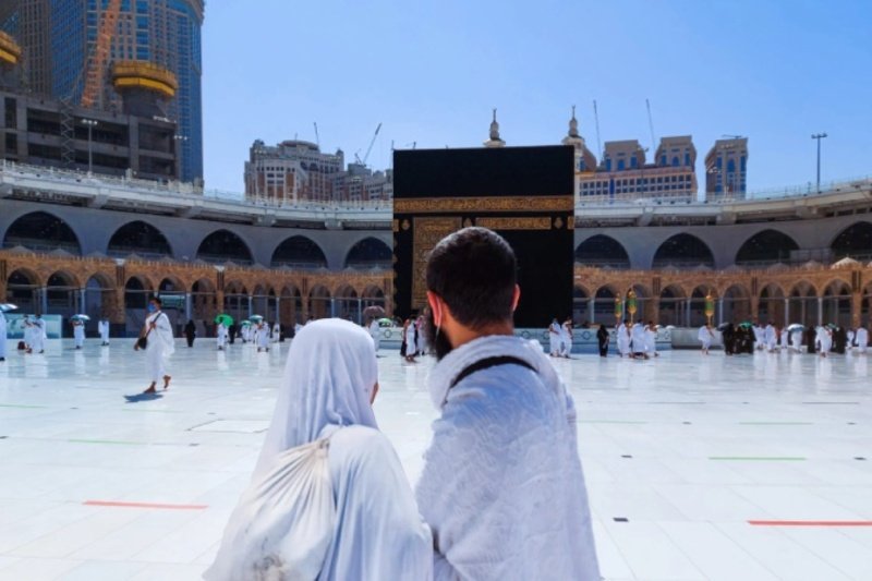 Lengkap!! Fasilitas dan Perlengkapan Umroh untuk Pria dan Wanita yang Pertama Kali Umroh